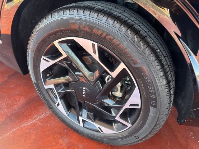 Used 2025 Kia Sportage SX image 7