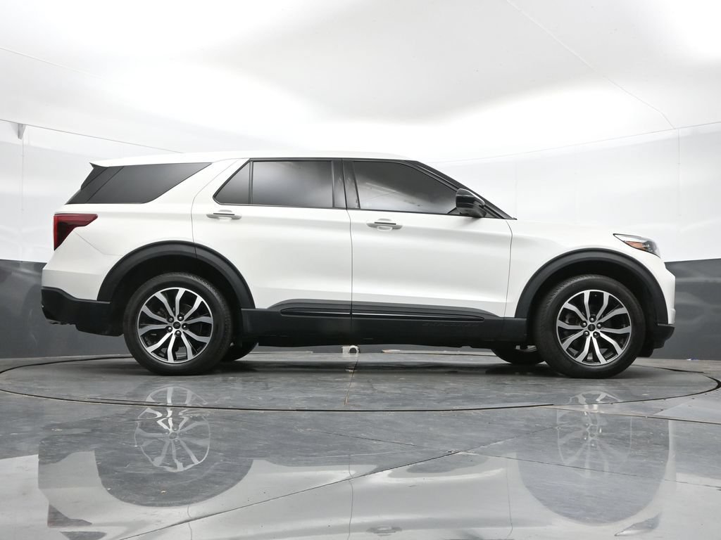 Used 2022 Ford Explorer ST AWD/4WD image 25
