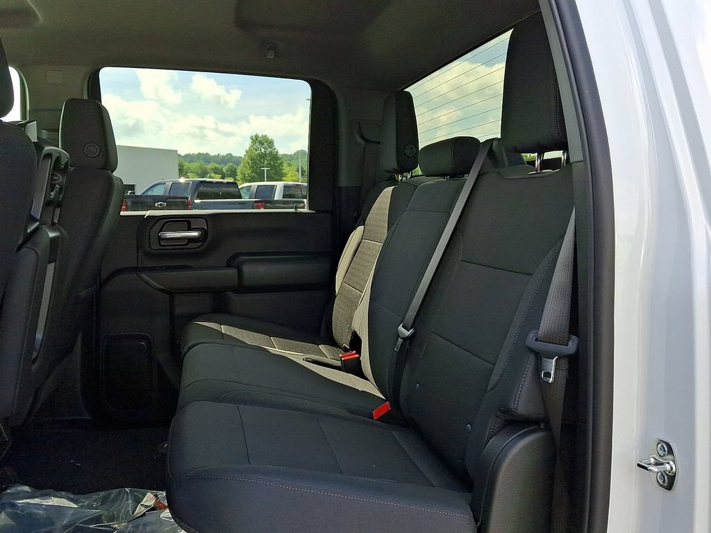 New 2026 Chevrolet Silverado 2500 Custom w/ Custom Value Package AWD/4WD image 6
