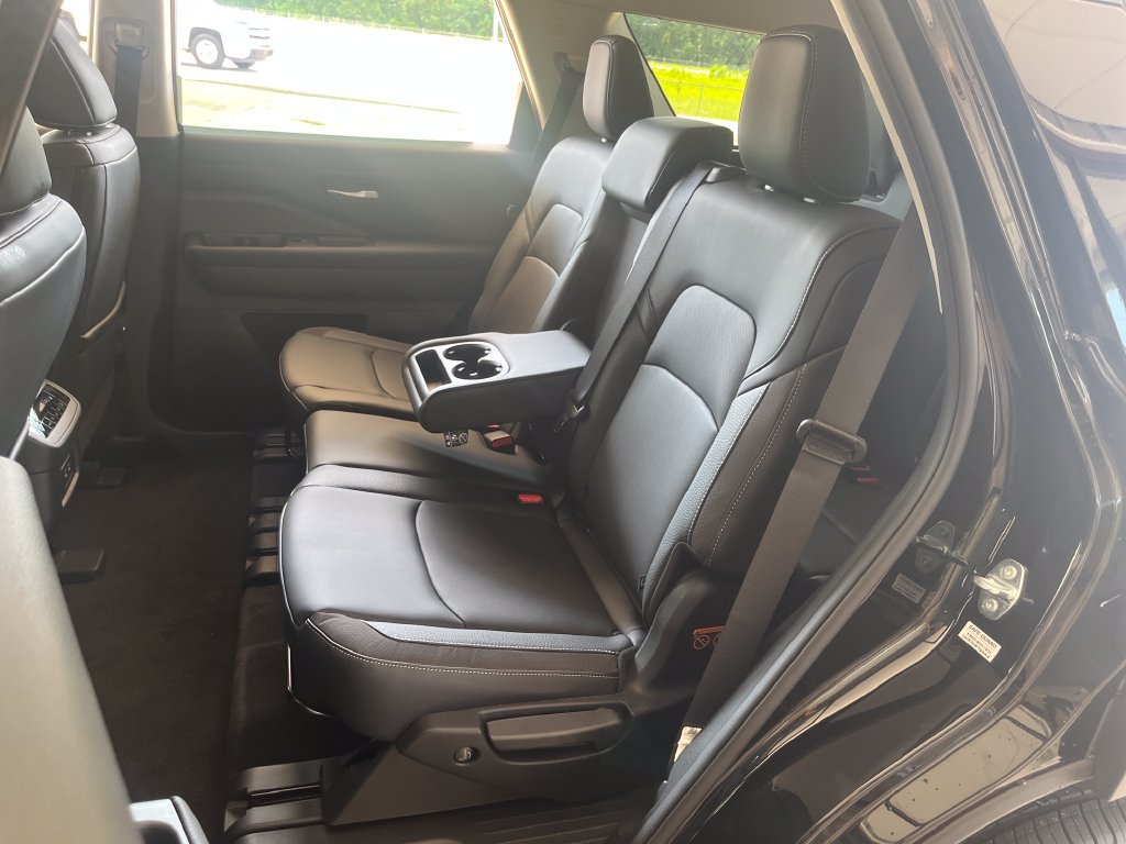 New 2026 Nissan Pathfinder SL FWD image 22