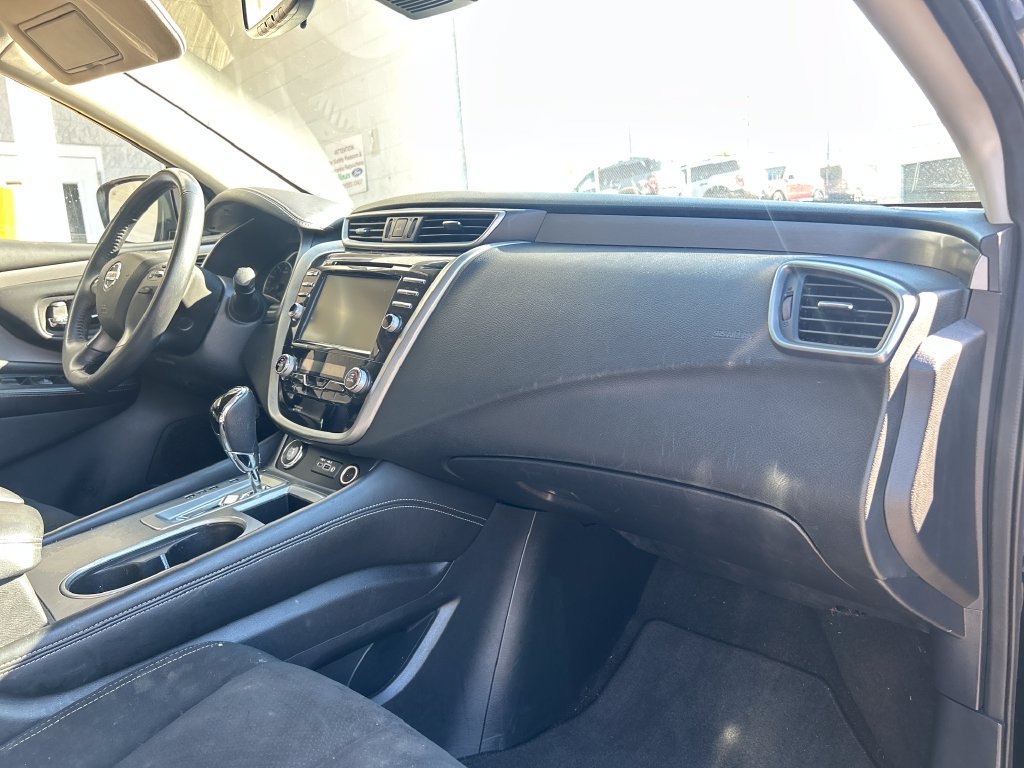 Used 2020 Nissan Murano SV AWD/4WD image 15