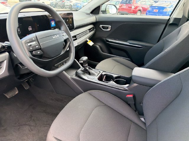 New 2027 Kia K4 FWD image 18