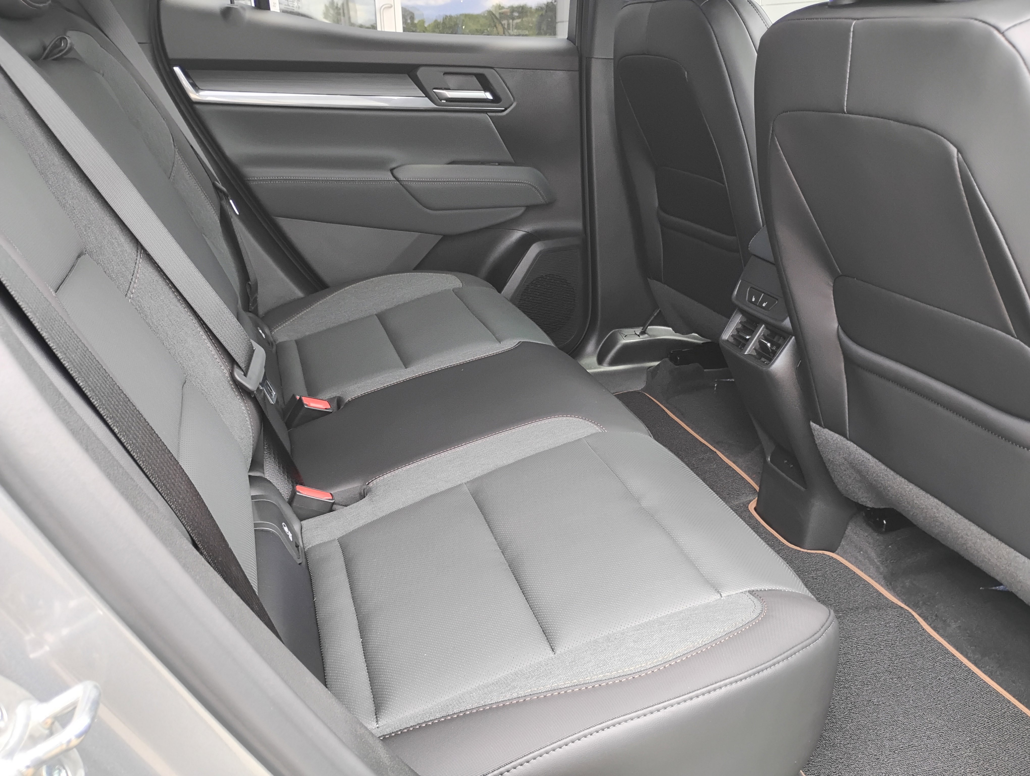 New 2026 GMC Terrain AT4 w/ Convenience Package III image 29