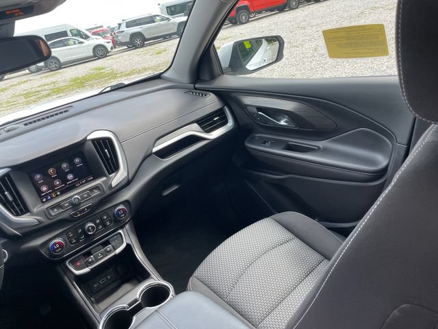 Used 2023 GMC Terrain SLE w/ Driver Convenience Package AWD/4WD image 24