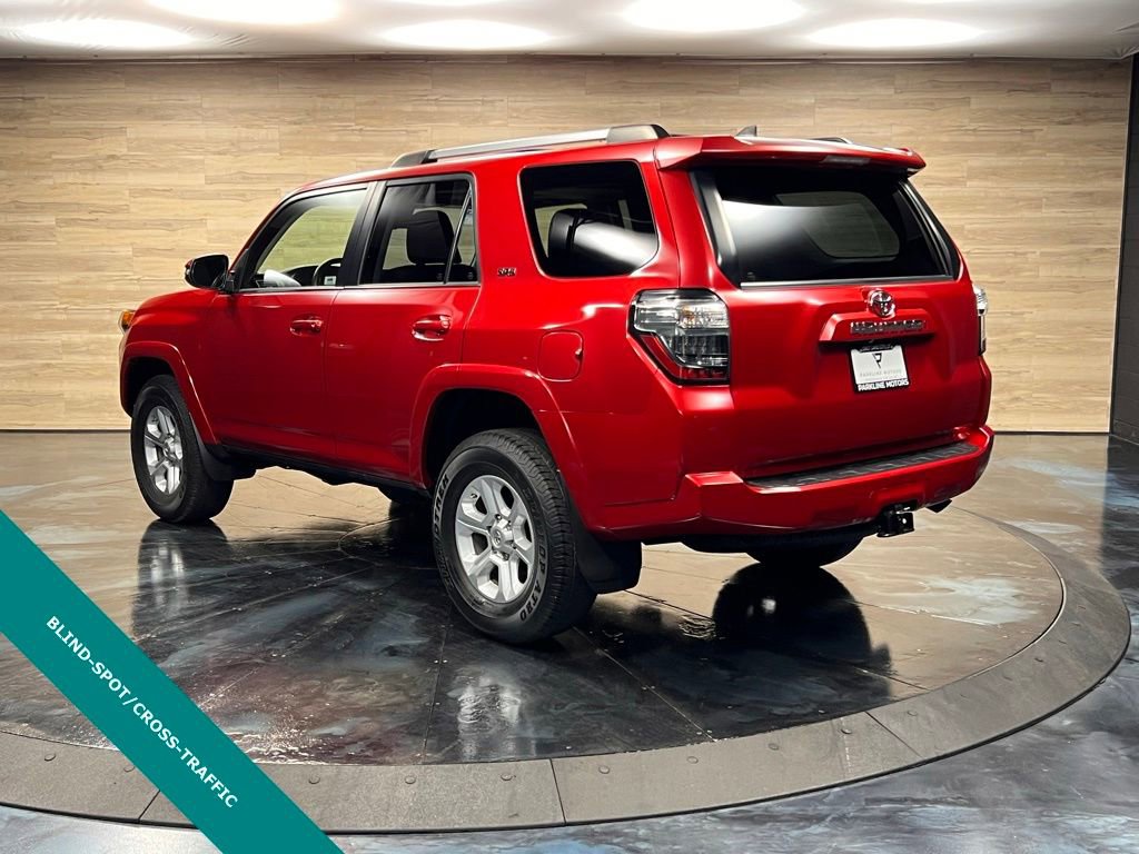 Used 2021 Toyota 4Runner SR5 Premium w/ Moonroof Package AWD/4WD image 8
