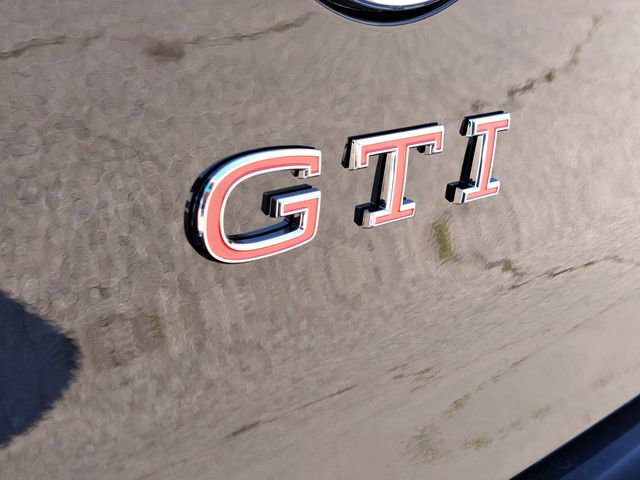 New 2025 Volkswagen GTI SE FWD image 30