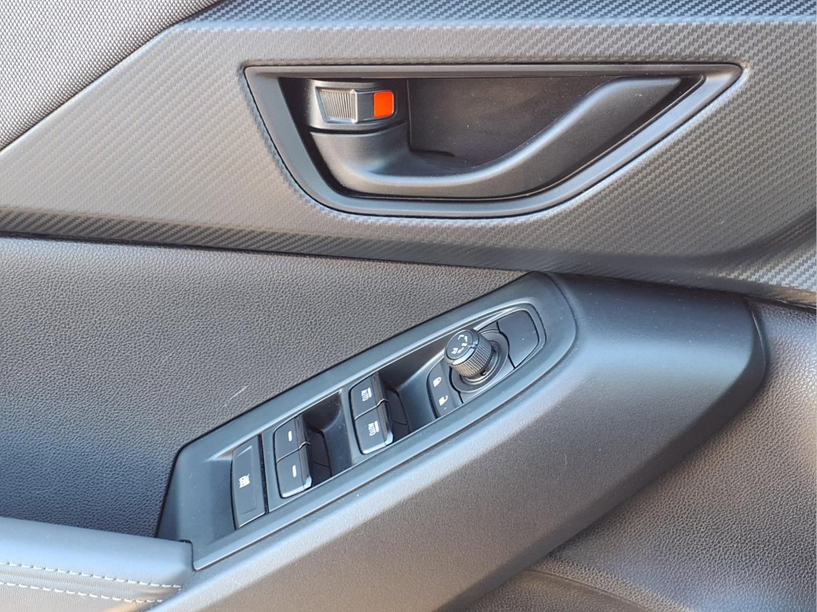 Used 2024 Subaru Crosstrek 2.0i Premium image 19