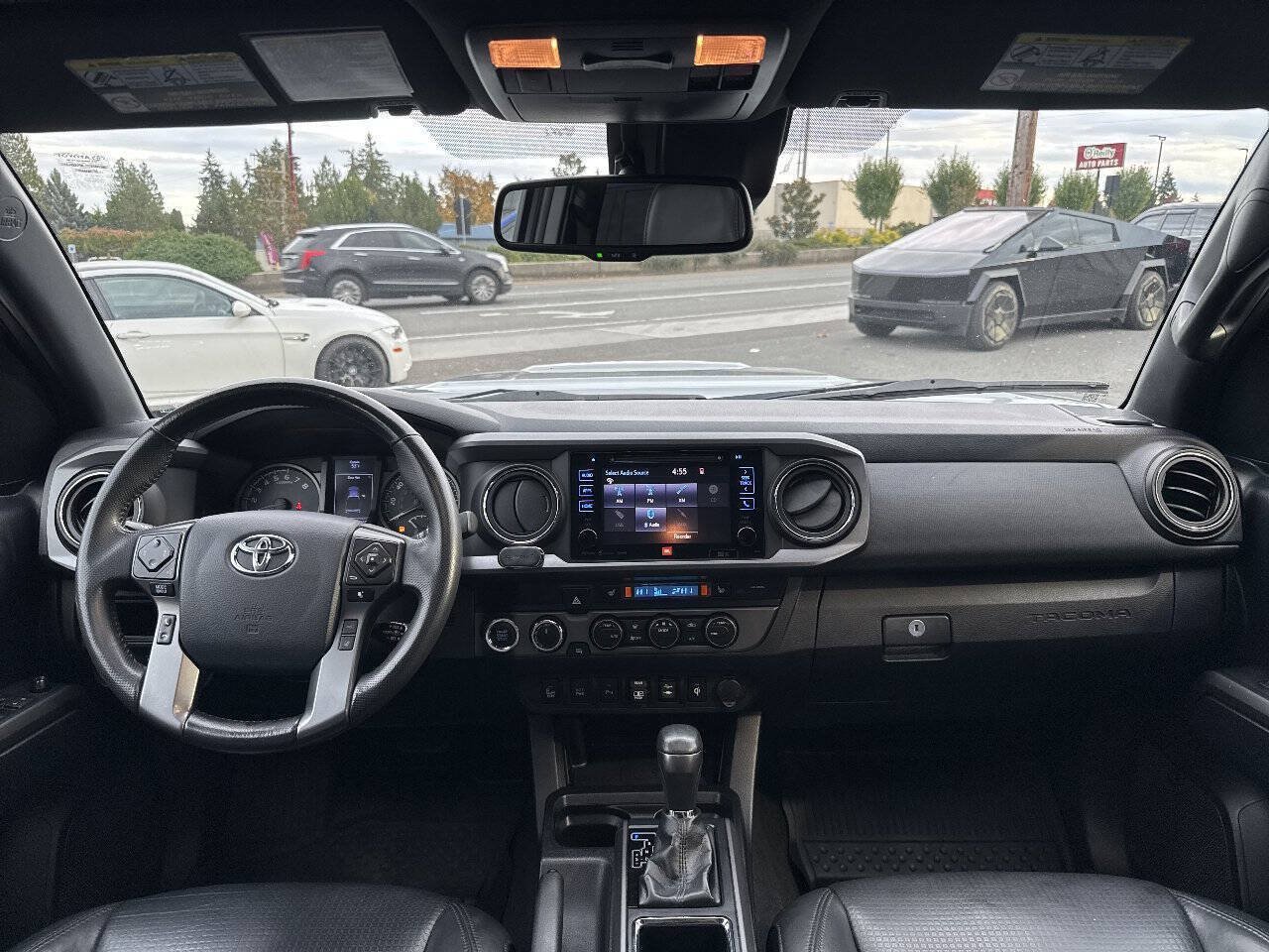 Used 2019 Toyota Tacoma TRD Sport AWD/4WD image 21