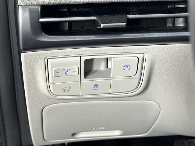 Certified 2025 Hyundai Tucson Limited image 19