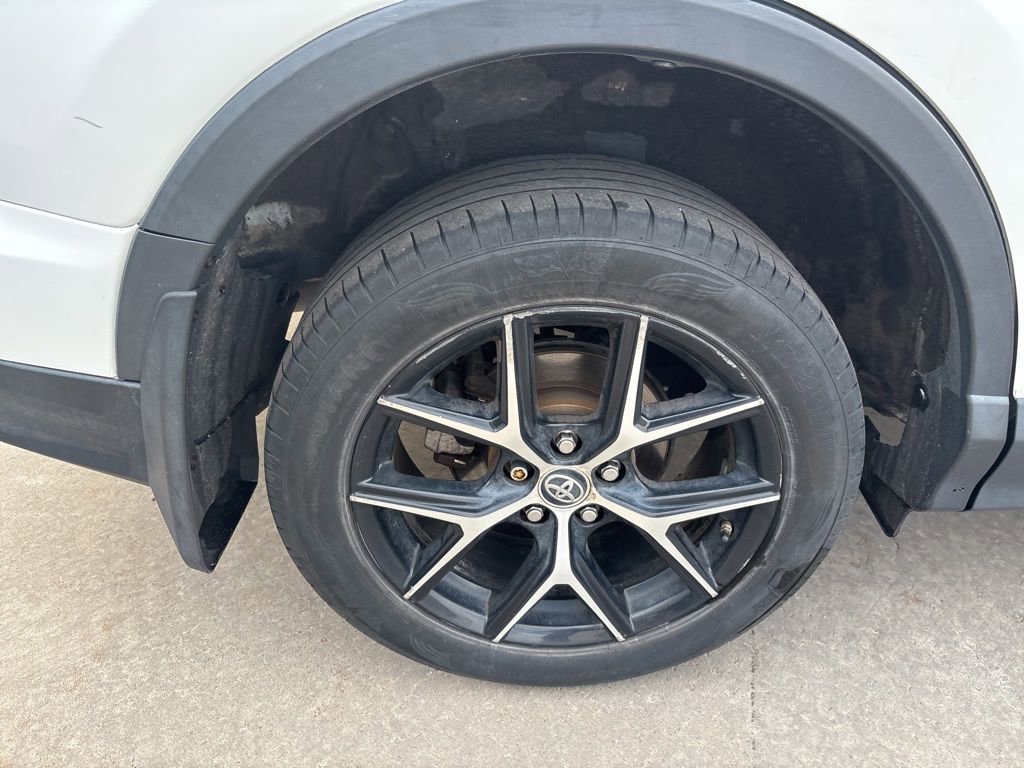 Used 2017 Toyota RAV4 SE w/ Power Special Value Package image 13