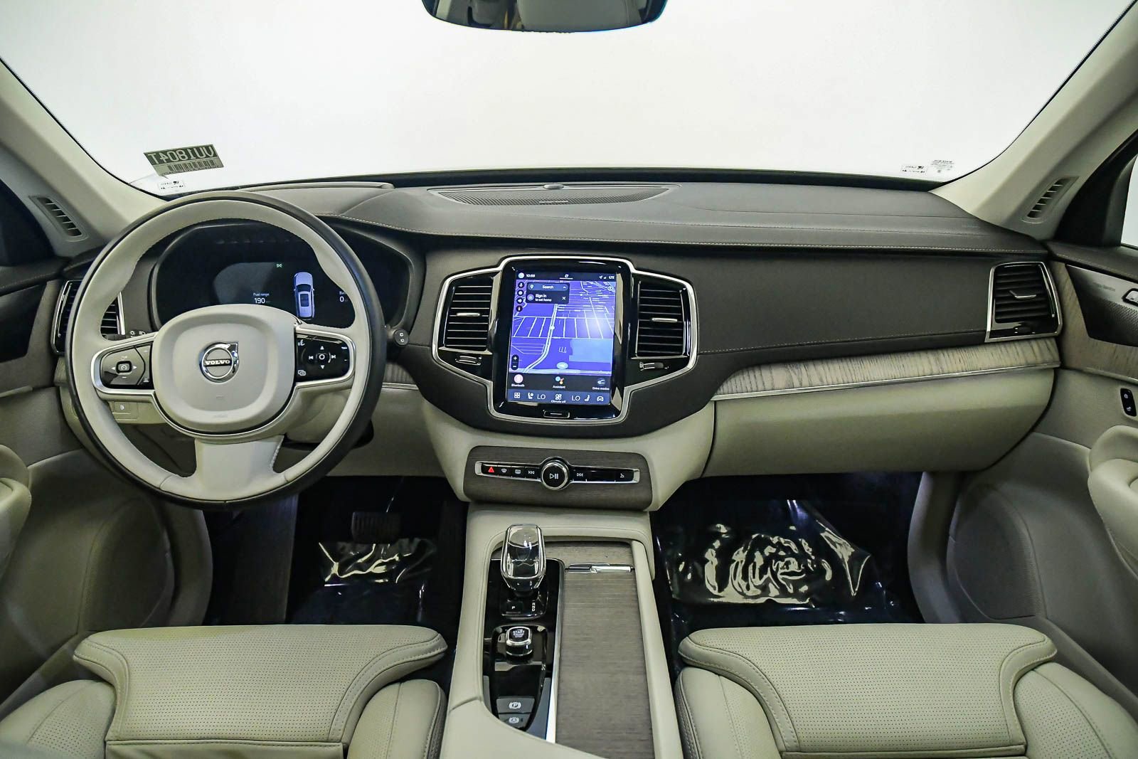 Certified 2023 Volvo XC90 T8 Ultimate w/ Protection Package Premier AWD/4WD image 15