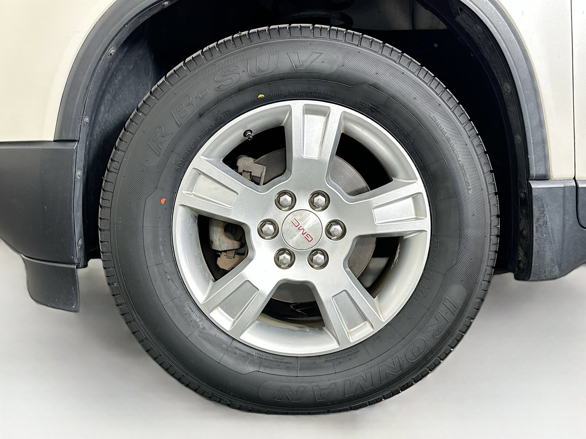 Used 2012 GMC Acadia SLE image 11