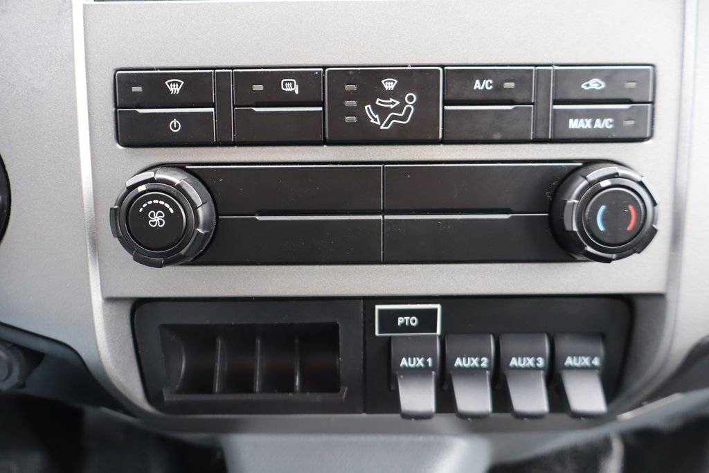 Used 2025 Ford F650 2WD Regular Cab Super Duty image 8