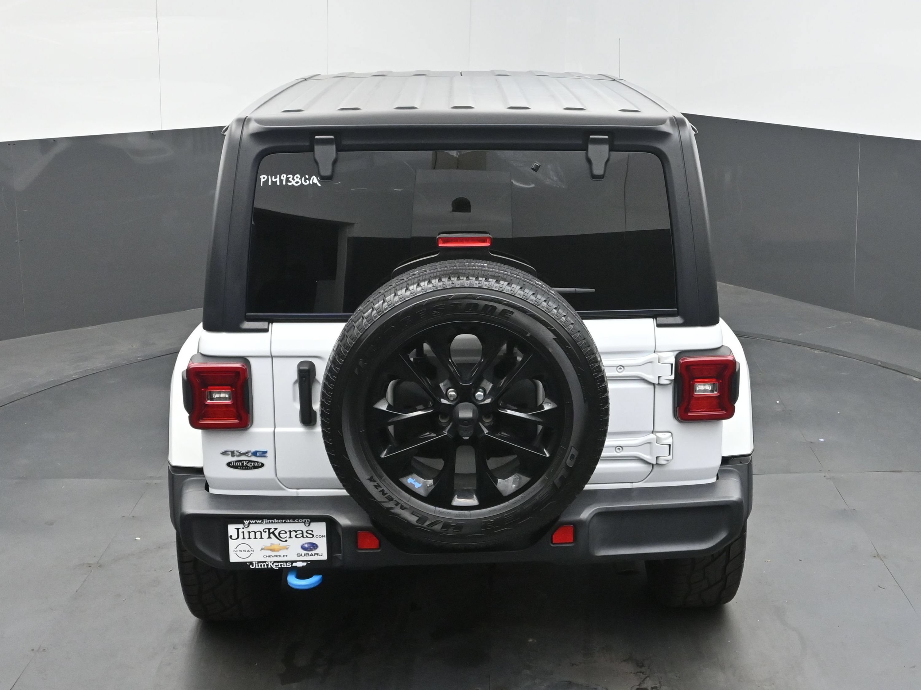 Used 2022 Jeep Wrangler Unlimited Sahara AWD/4WD image 37
