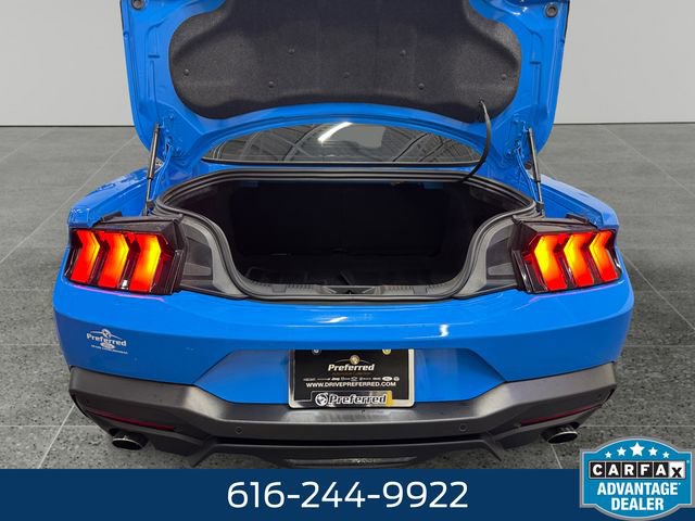 Used 2024 Ford Mustang GT Premium image 13