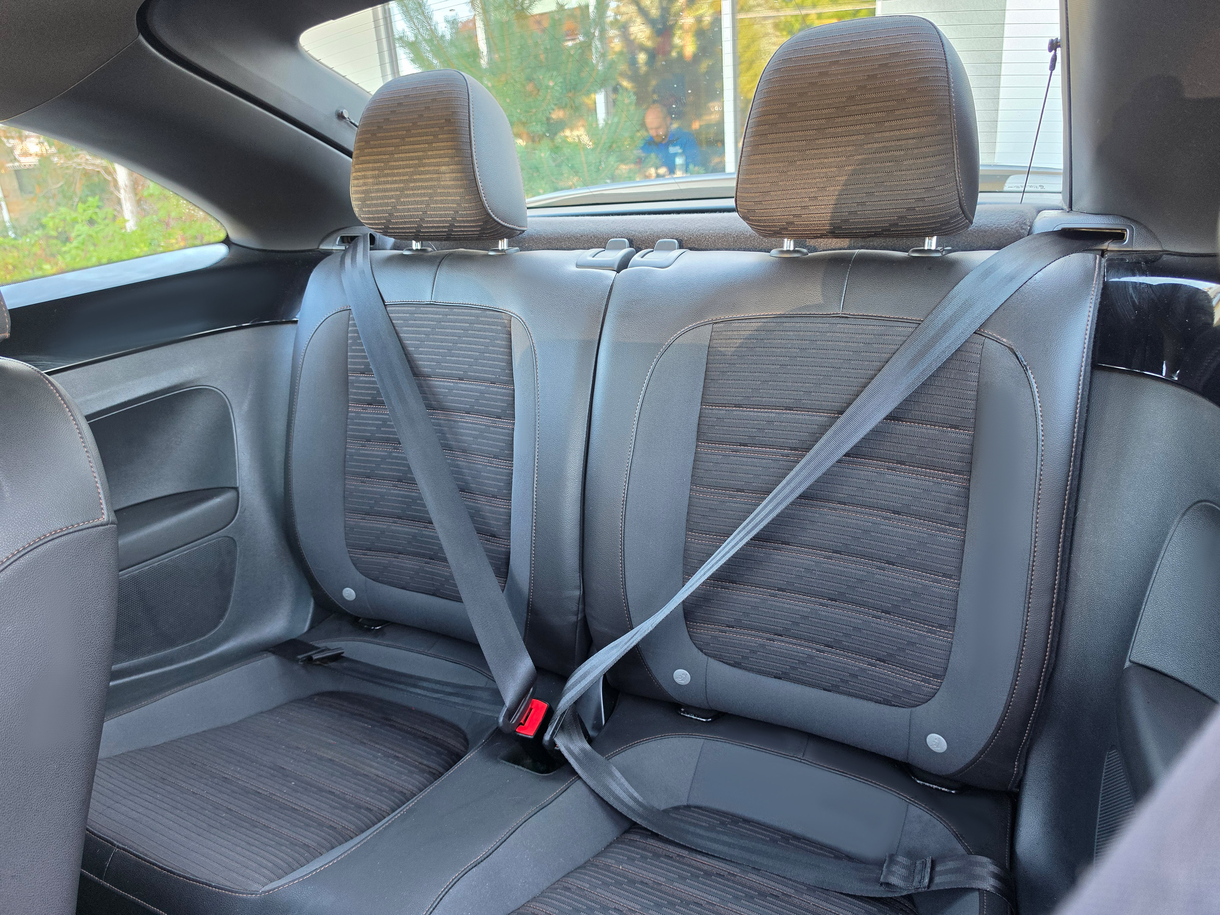 Used 2013 Volkswagen Beetle Turbo FWD image 14