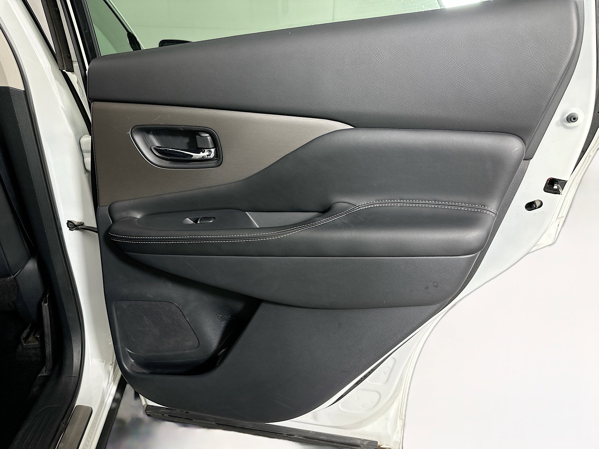 Used 2024 Nissan Murano SL image 30