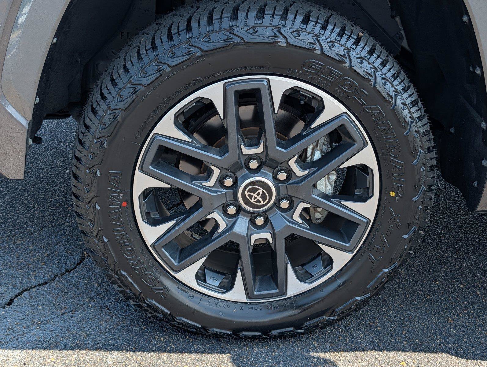 Used 2023 Toyota Tundra Limited AWD/4WD image 10