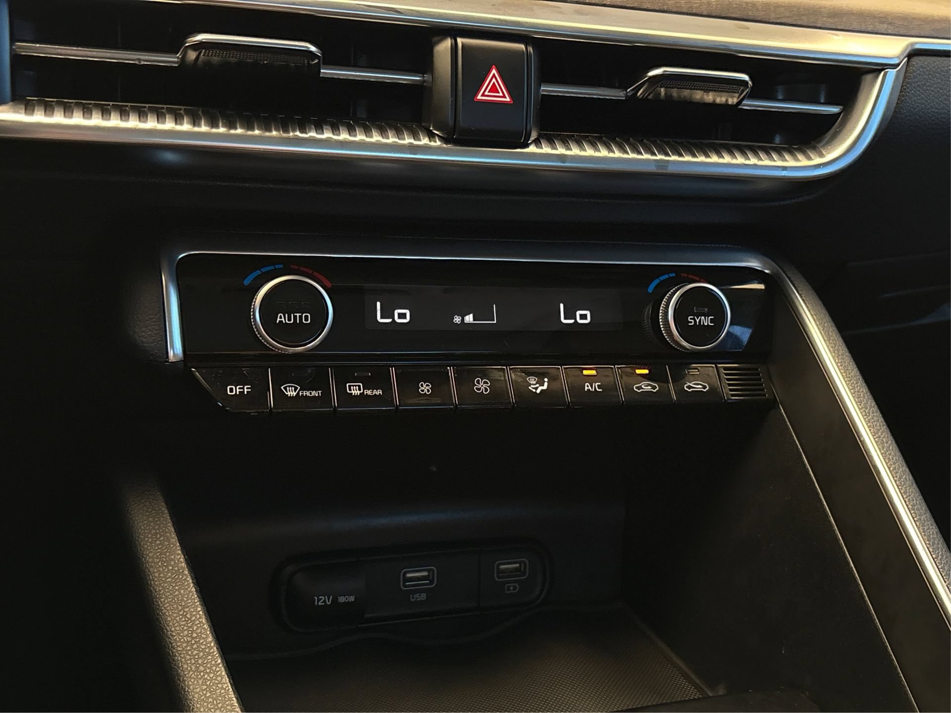 Used 2024 Kia K5 EX w/ EX Premium Package FWD image 25