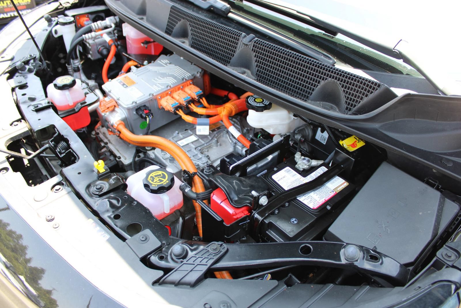 Used 2022 Chevrolet Bolt LT w/ Infotainment Package FWD image 38
