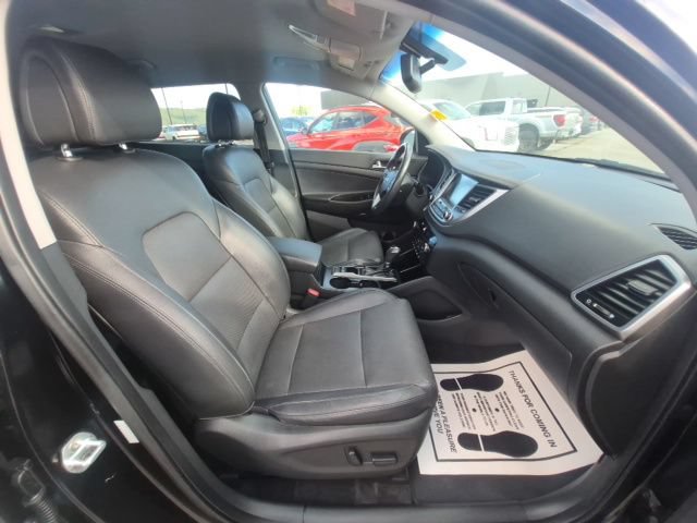 Used 2017 Hyundai Tucson SE Plus w/ Cargo Package AWD/4WD image 18