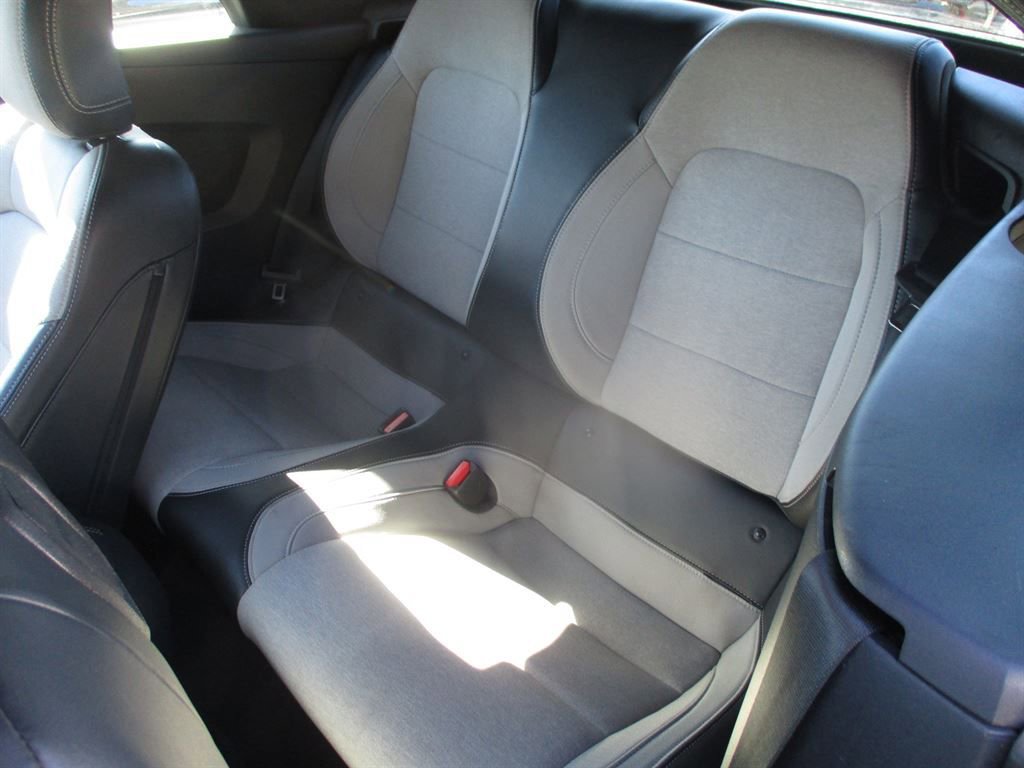 Used 2024 Ford Mustang Convertible image 14