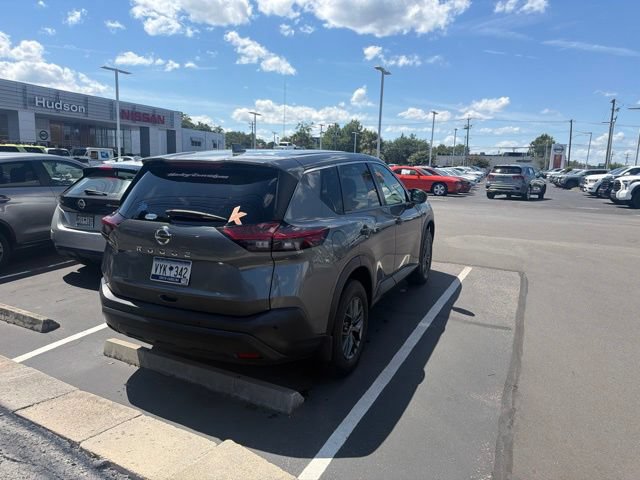 Used 2021 Nissan Rogue S FWD image 9