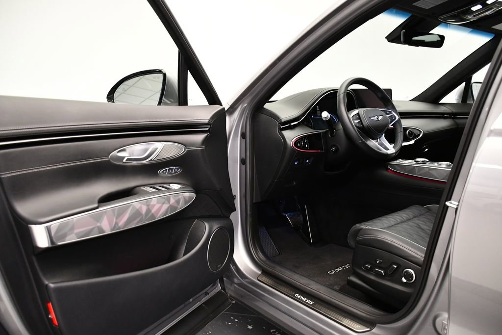 Used 2025 Genesis GV70 3.5T Sport w/ Sport Advanced Package image 36