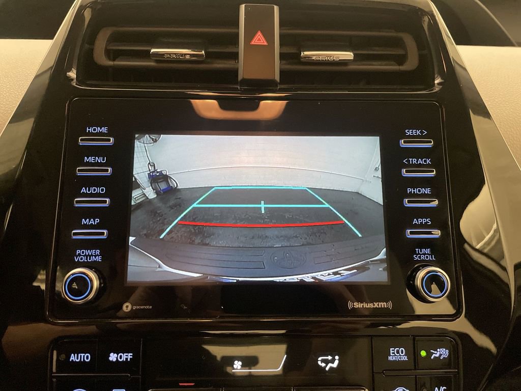 Used 2022 Toyota Prius XLE image 8