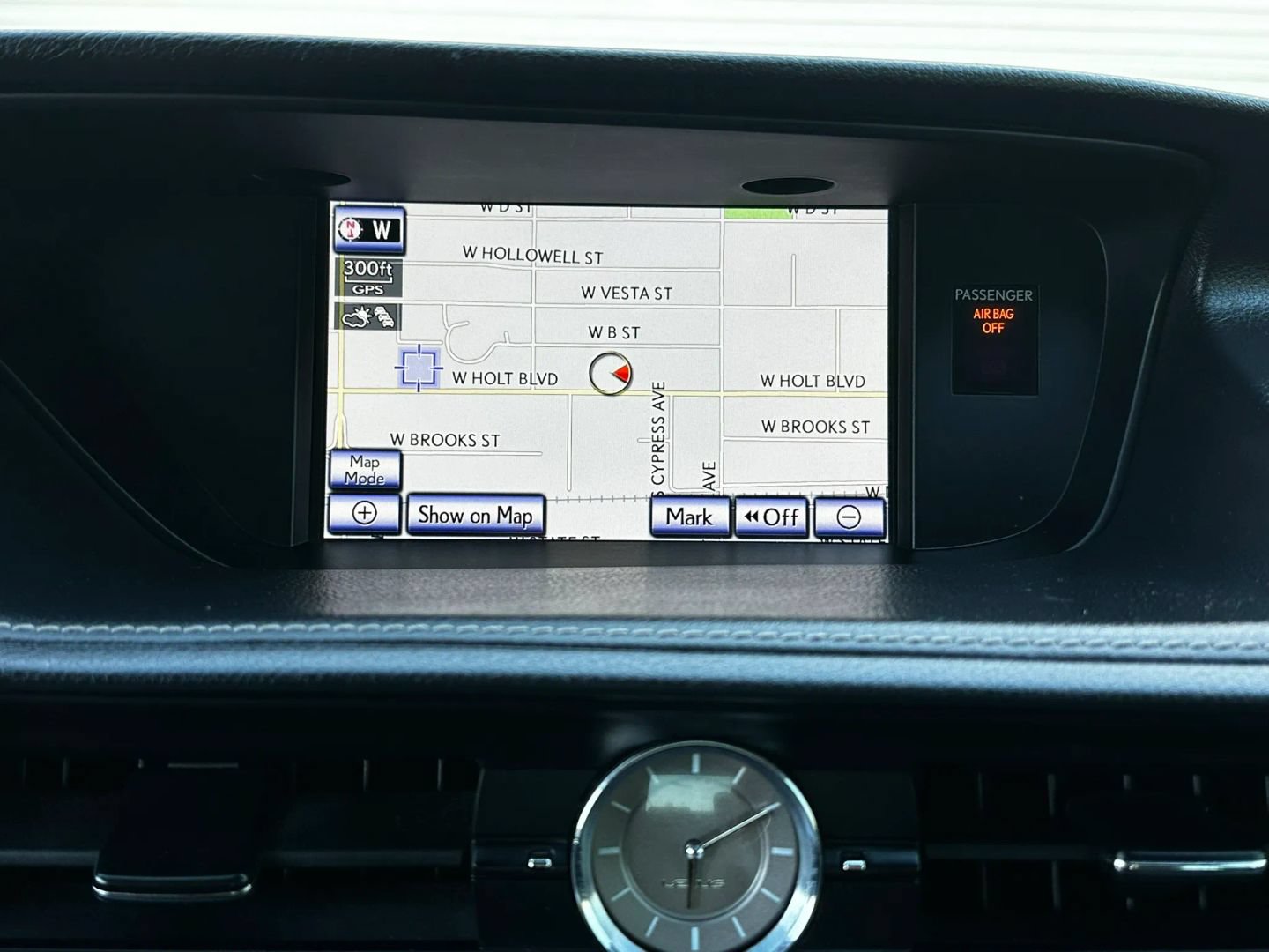 Used 2013 Lexus ES 300h w/ Luxury Pkg FWD image 30