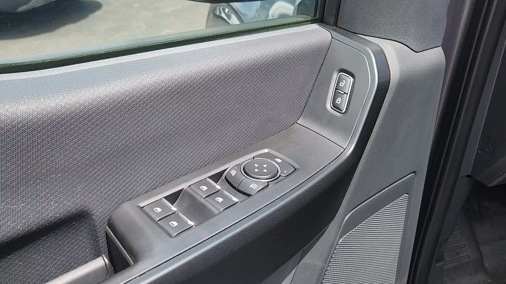 Used 2021 Ford F150 XL w/ STX Appearance Package AWD/4WD image 7