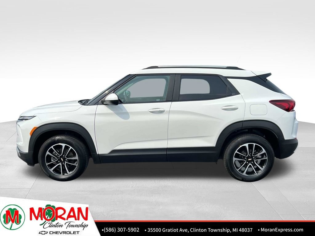 Certified 2024 Chevrolet TrailBlazer LT w/ Driver Confidence Package AWD/4WD image 3