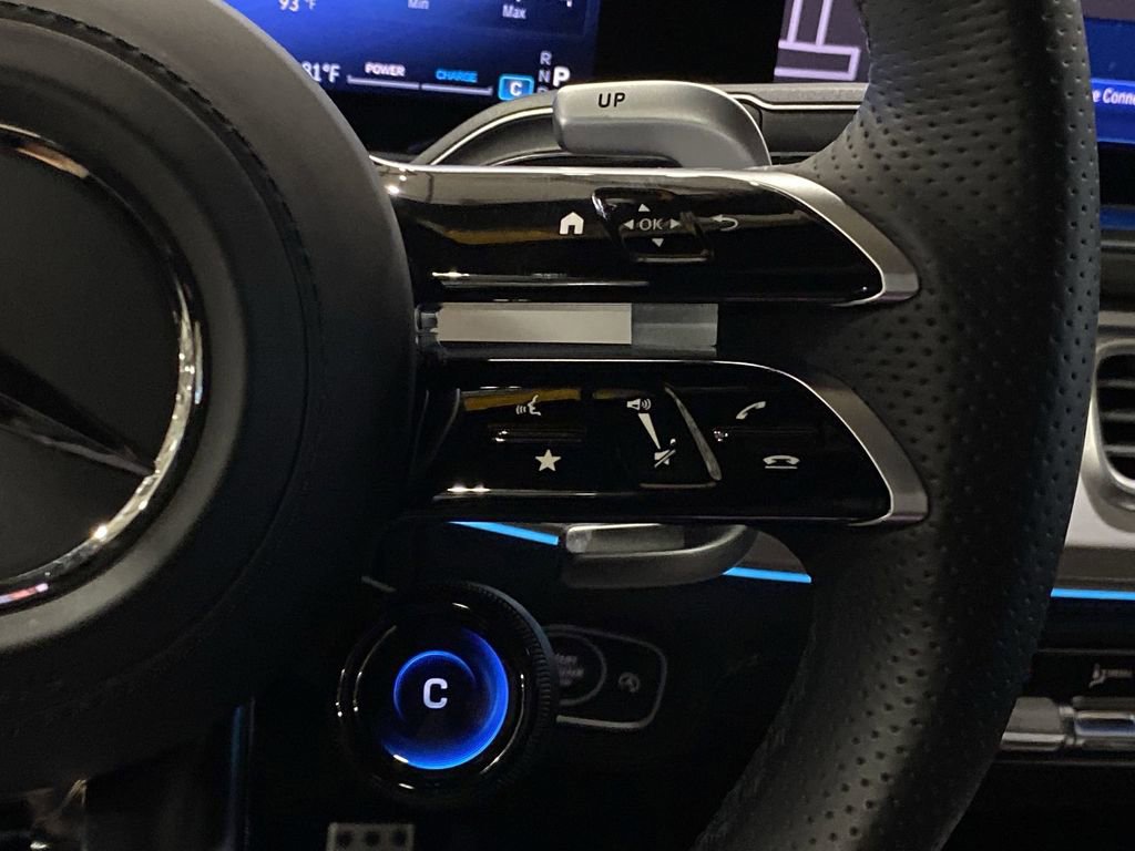 Used 2024 Mercedes-Benz GLS 63 AMG 4MATIC image 11