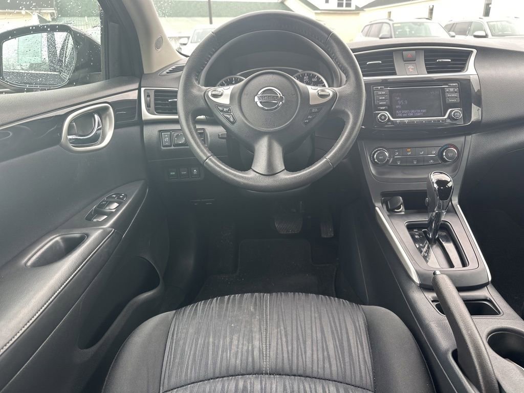 Used 2017 Nissan Sentra SV image 19