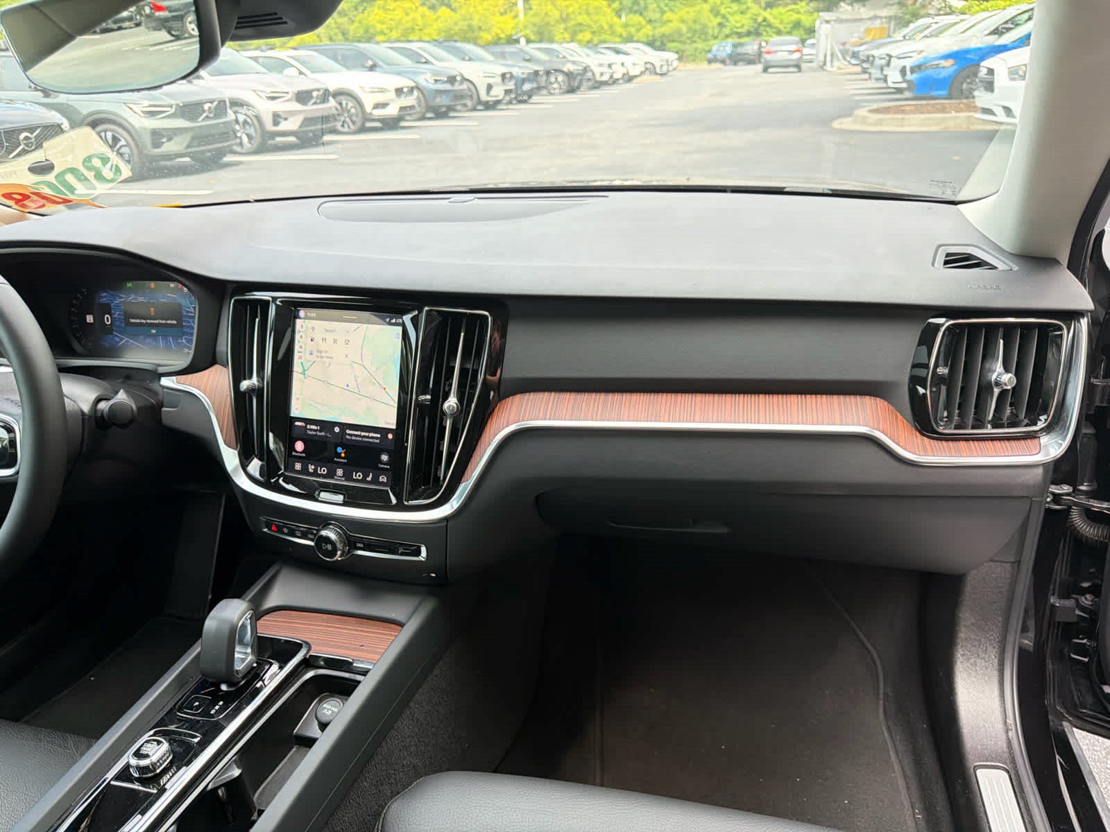 Used 2025 Volvo S60 B5 Plus FWD image 20