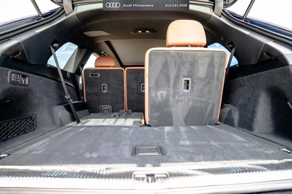 Used 2023 Audi Q7 3.0T Premium Plus AWD/4WD image 41