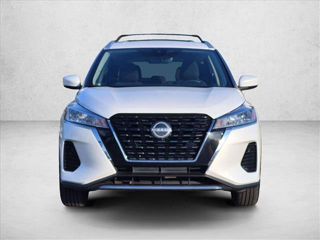 Used 2023 Nissan Kicks SV w/ Interior Electronics Package FWD image 2