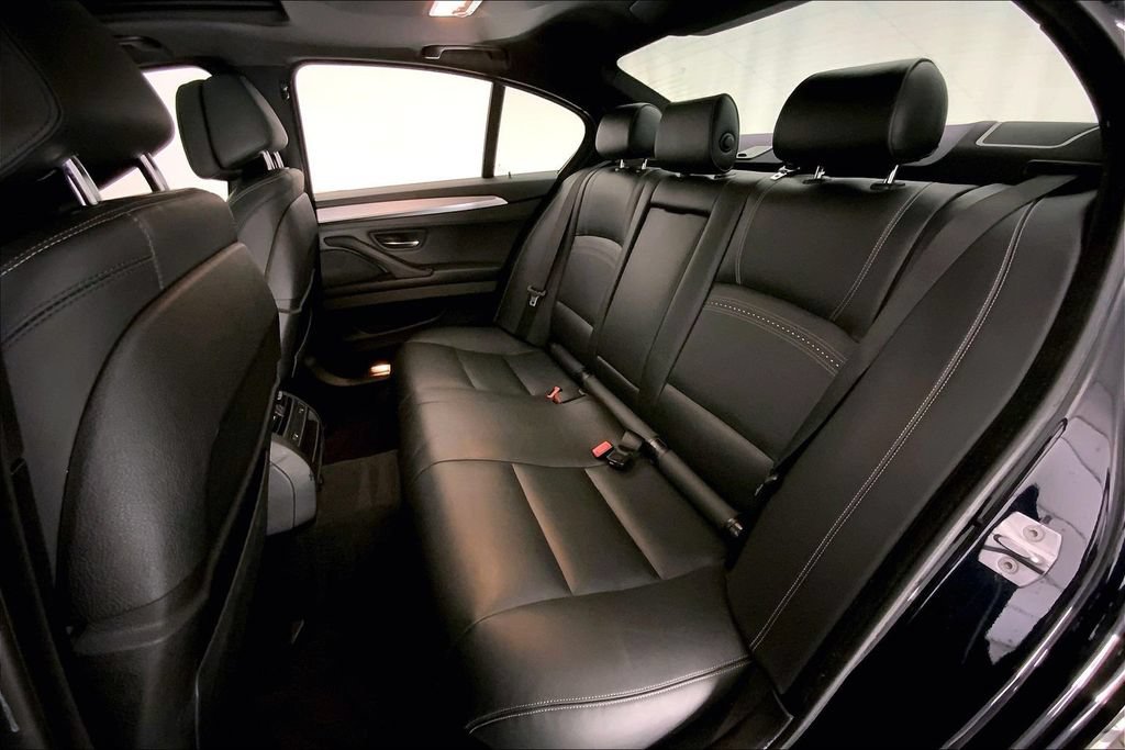 Used 2016 BMW 535i Sedan RWD image 14