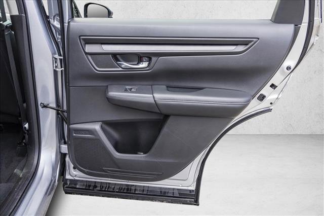 Used 2025 Honda CR-V LX image 26