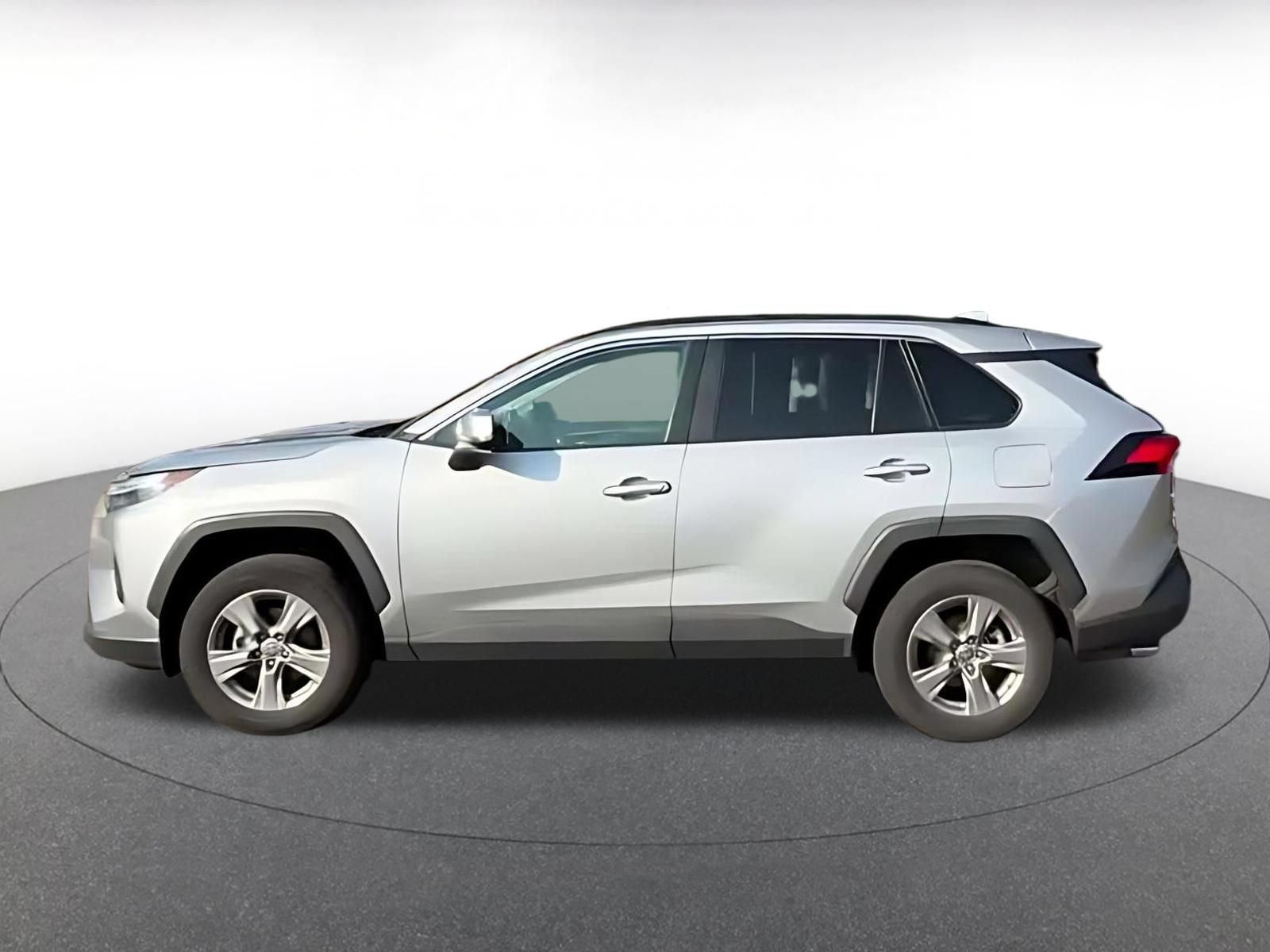 Used 2024 Toyota RAV4 XLE w/ Weather Package AWD/4WD image 10