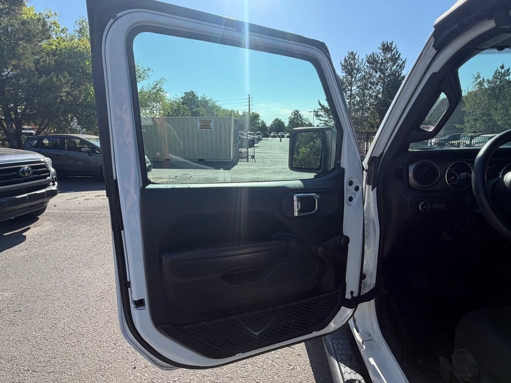 Used 2018 Jeep Wrangler Sport AWD/4WD image 15