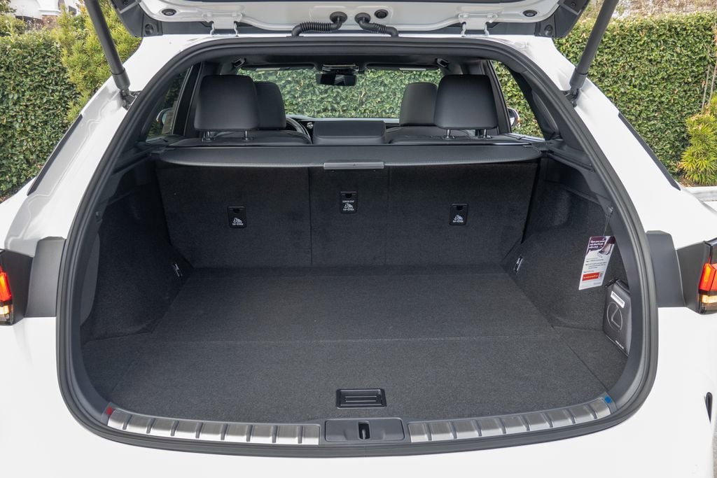 New 2026 Lexus RX 450h AWD image 10