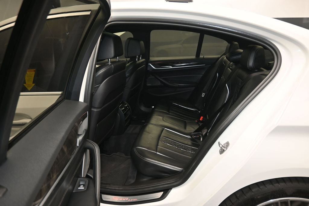 Used 2018 BMW 540i xDrive AWD/4WD image 33
