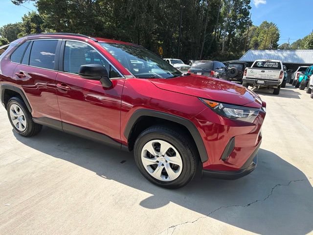 Used 2019 Toyota RAV4 LE FWD image 3