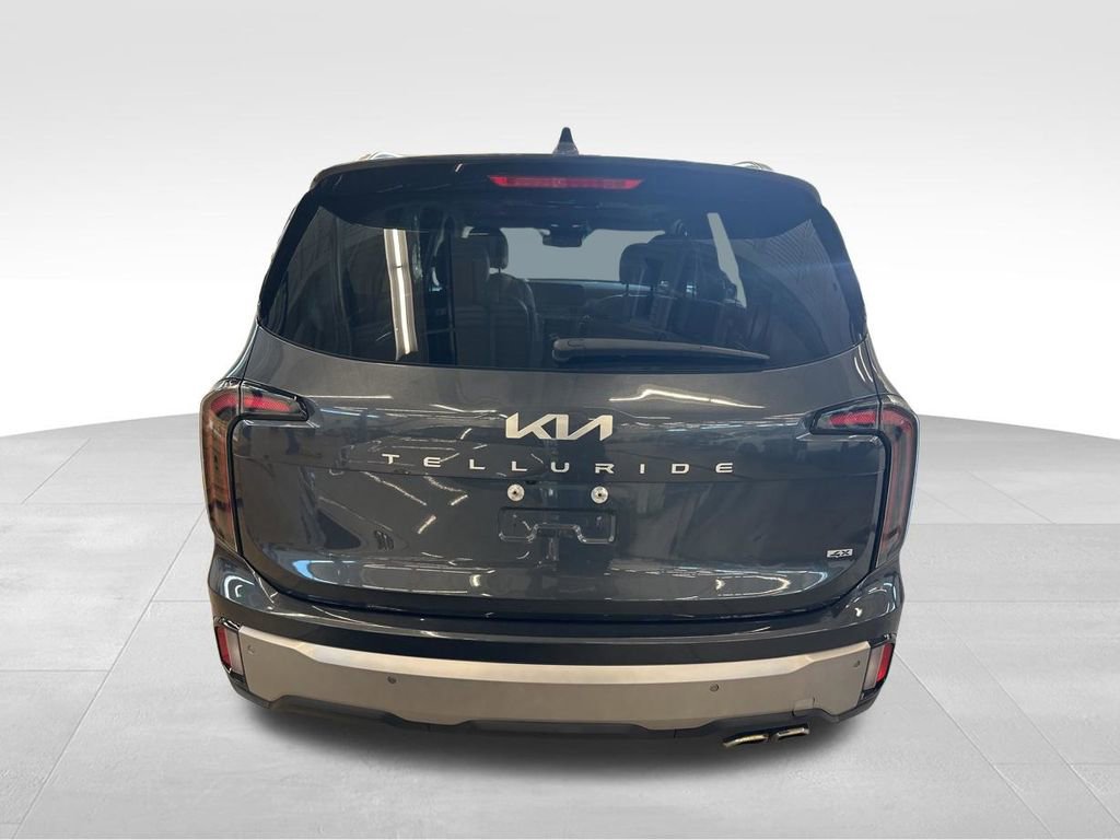 Used 2023 Kia Telluride EX w/ EX Captain's Chair Package AWD/4WD image 47
