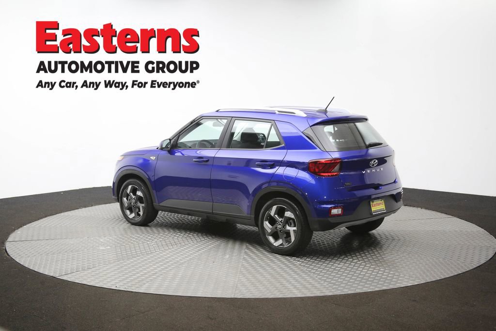 Used 2025 Hyundai Venue SEL image 64