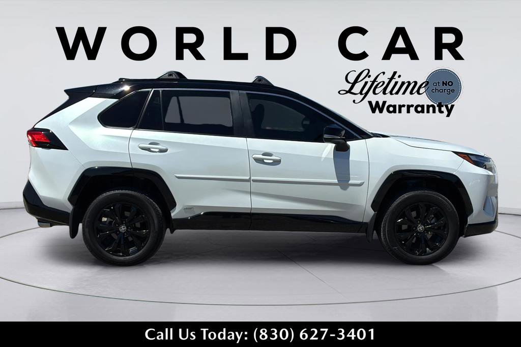 Used 2024 Toyota RAV4 XSE AWD/4WD image 16