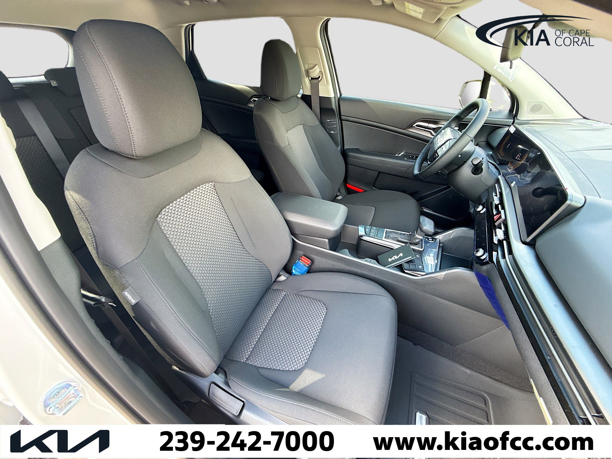 New 2026 Kia Sportage LX AWD/4WD image 13