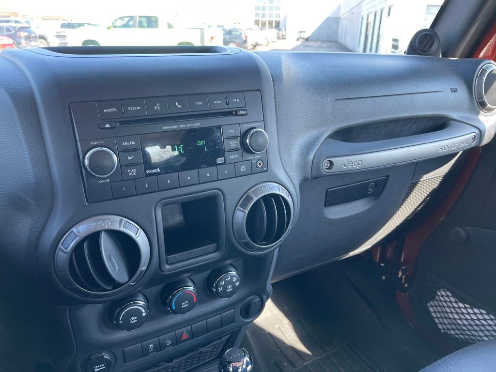 Used 2014 Jeep Wrangler Sport w/ Connectivity Group image 17