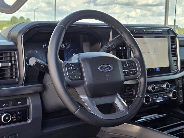 Used 2023 Ford F350 Lariat w/ FX4 Off-Road Package AWD/4WD image 26